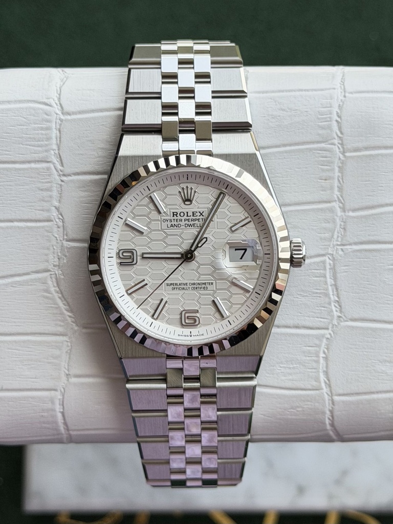 ROLEX LAND DWELLER 36