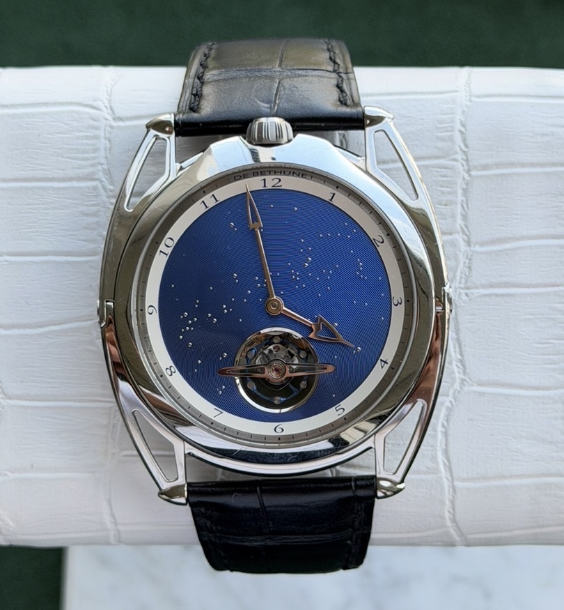 DE BETHUNE DB28XP